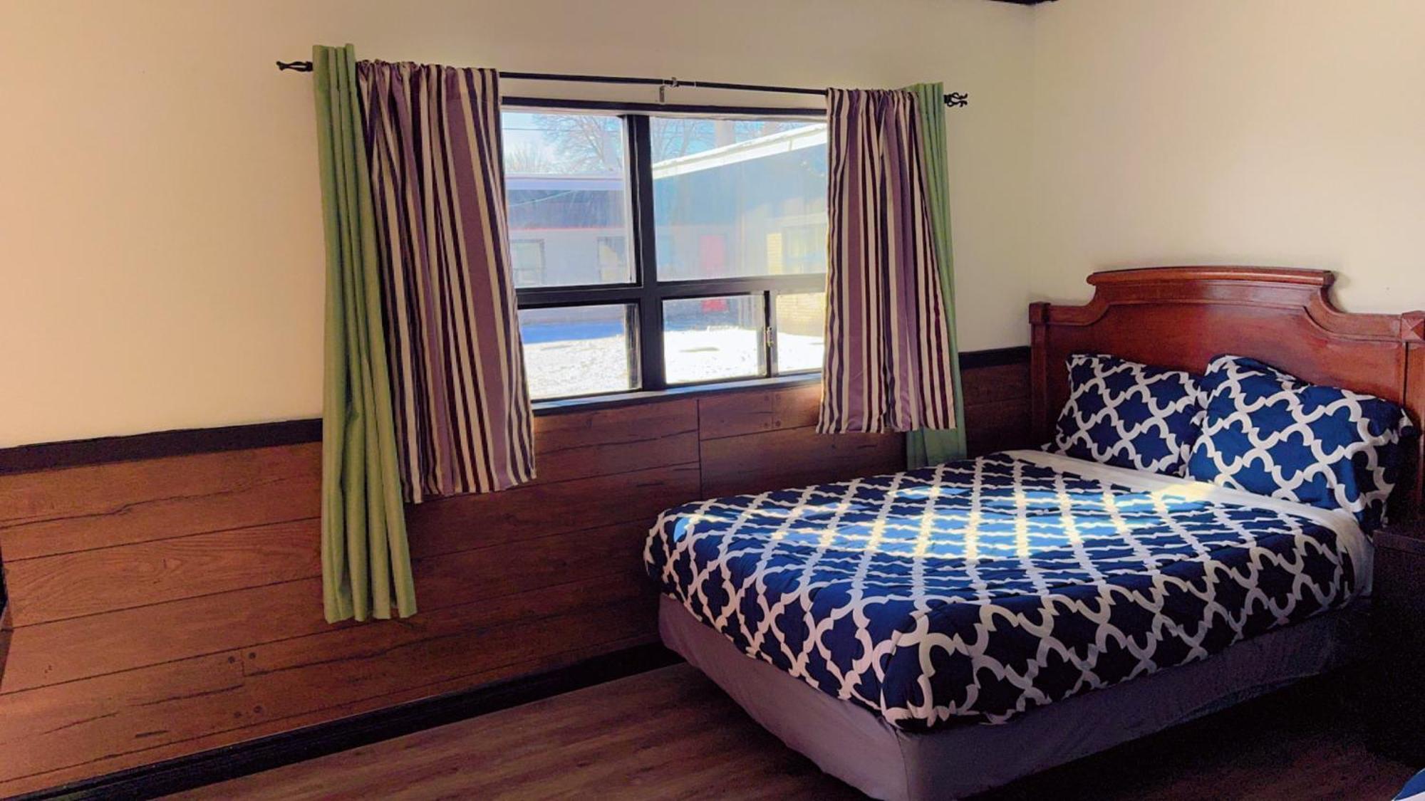 Crestwood Motel Burlington Esterno foto